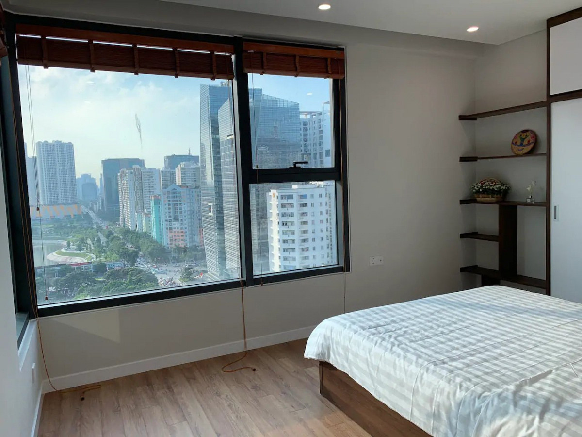 Asahi Luxstay-The Legend 2Br Apartment image 0